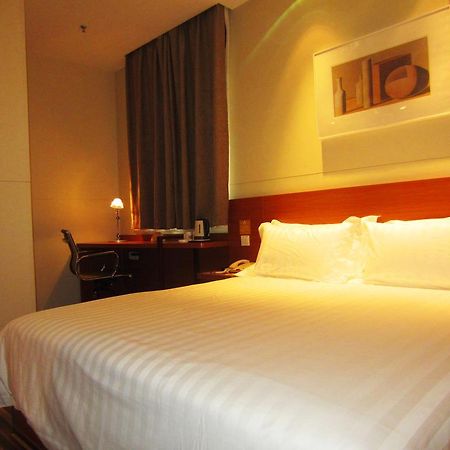 Goldmet Inn Changzhi Bayi Square Exterior photo