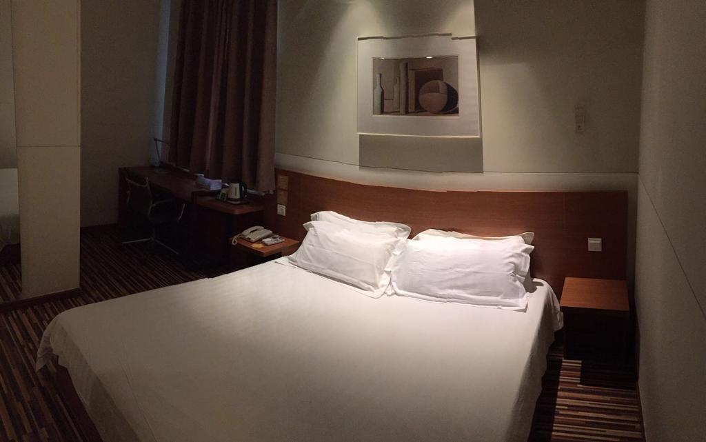 Goldmet Inn Changzhi Bayi Square Exterior photo